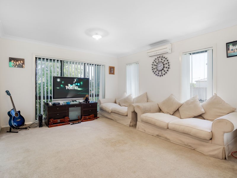 1 Huon Close, Stanhope Gardens NSW 2768