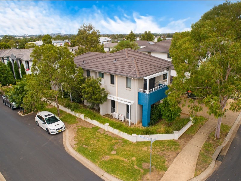 1 Huon Close, Stanhope Gardens NSW 2768