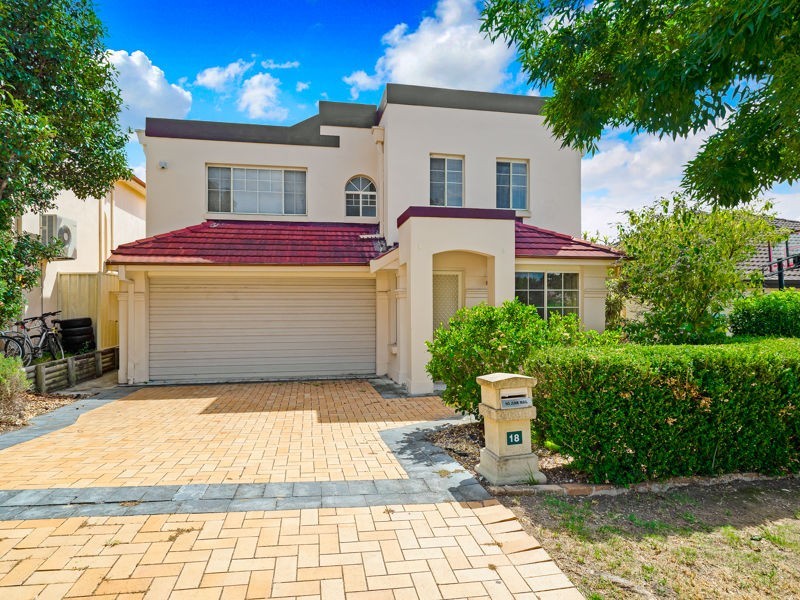 18 Ridge St, Glenwood NSW 2768