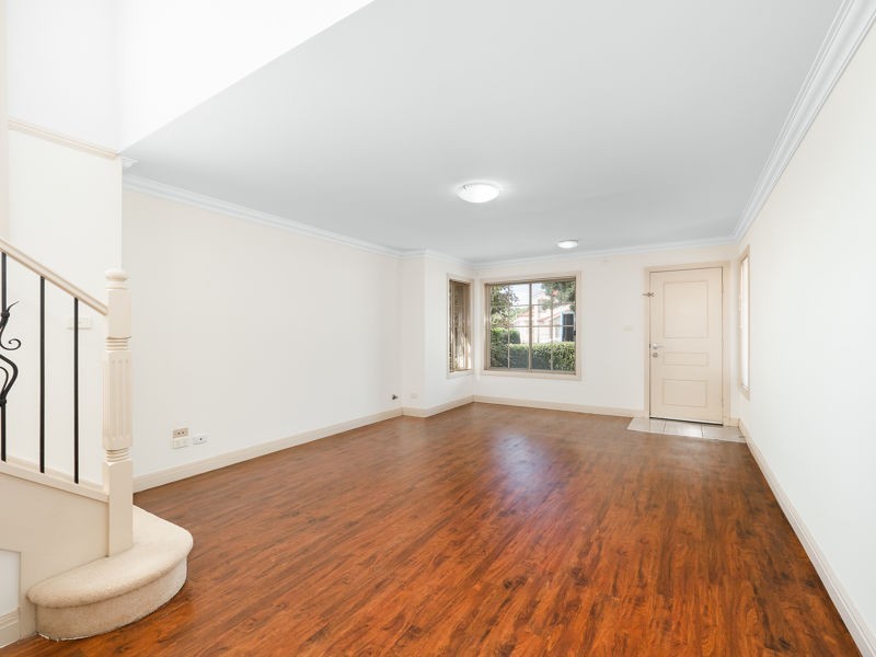 18 Ridge St, Glenwood NSW 2768