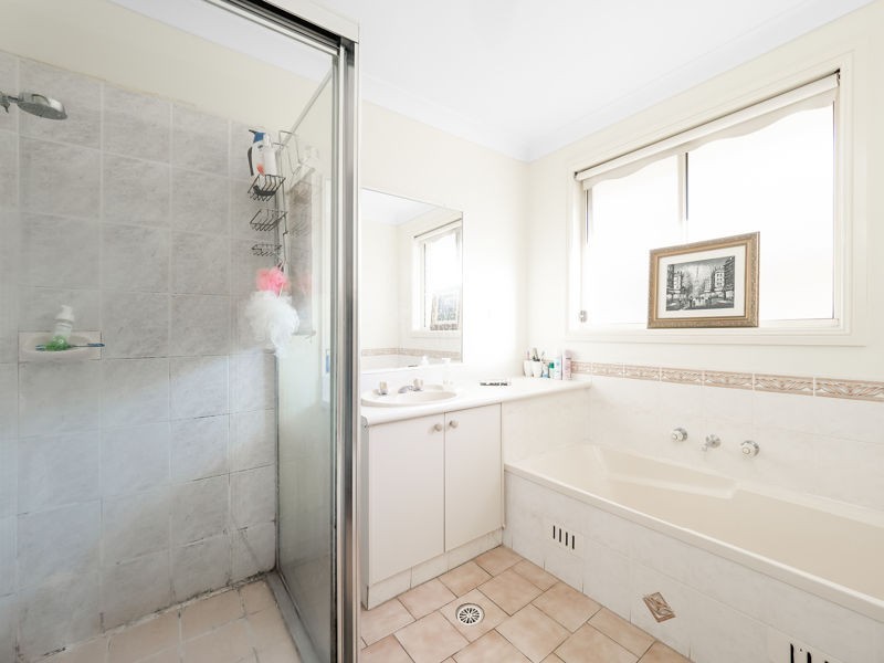 37 Thompson Crescent, Glenwood NSW 2768