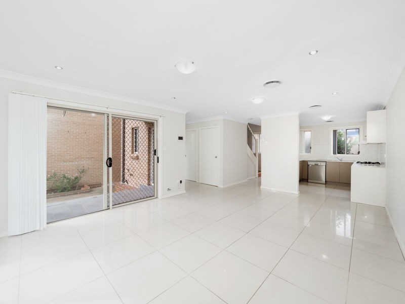 9/2A Federal Road, Seven Hills NSW 2147