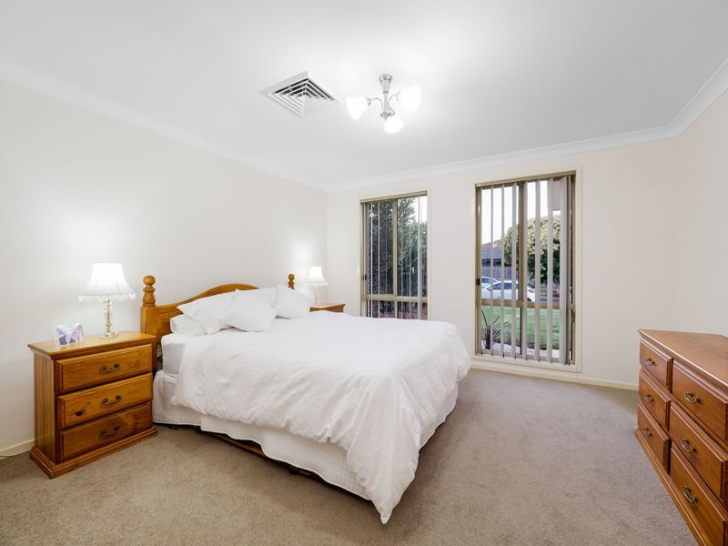 14 Kinchega Crescent, Glenwood NSW 2768