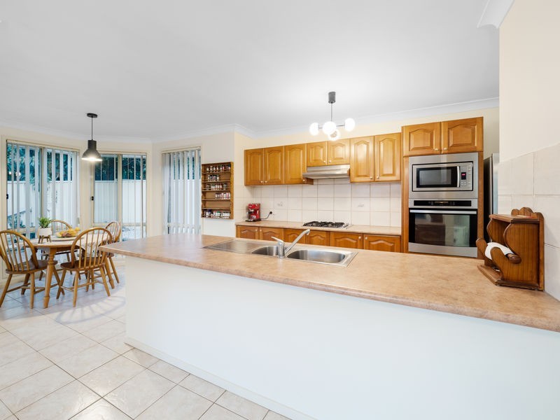 14 Kinchega Crescent, Glenwood NSW 2768