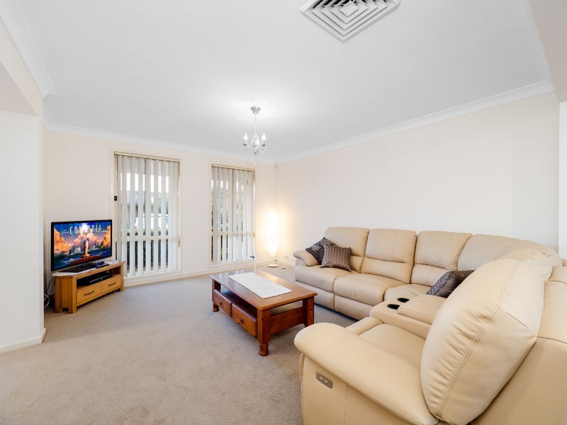 14 Kinchega Crescent, Glenwood NSW 2768