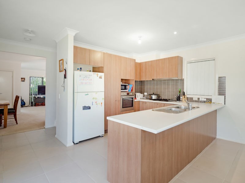 1 Huon Close, Stanhope Gardens NSW 2768
