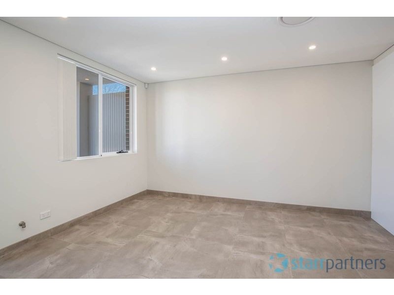 4 & 5 80 Adderton Road, Carlingford NSW 2118
