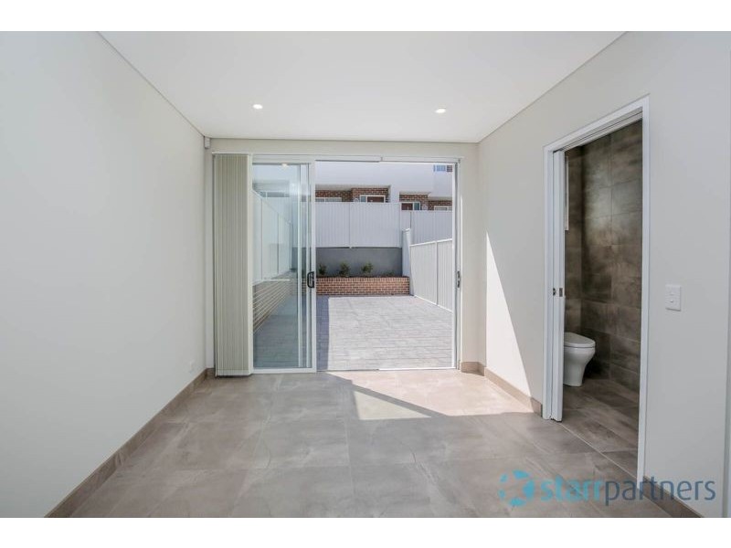 4 & 5 80 Adderton Road, Carlingford NSW 2118