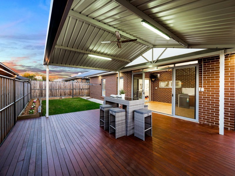 154 Riverbank Drive, The Ponds NSW 2769