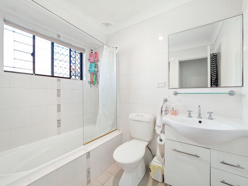 22 Cowper Circle, Quakers Hill NSW 2763