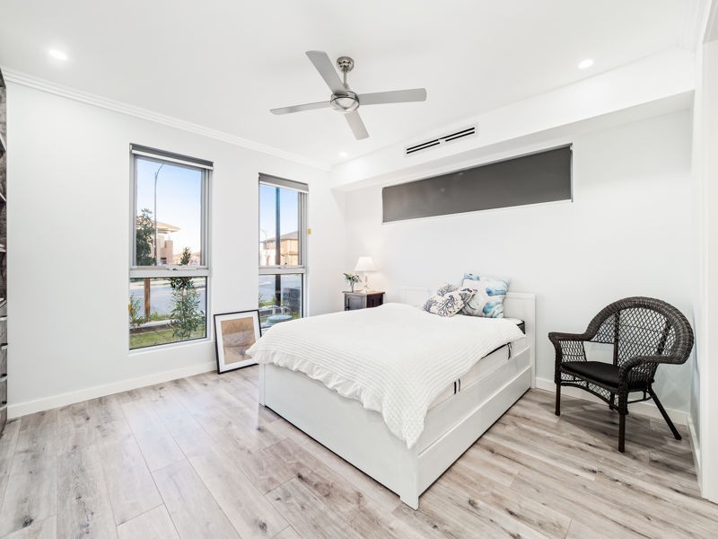 60 Fontana Drive, Box Hill NSW 2765