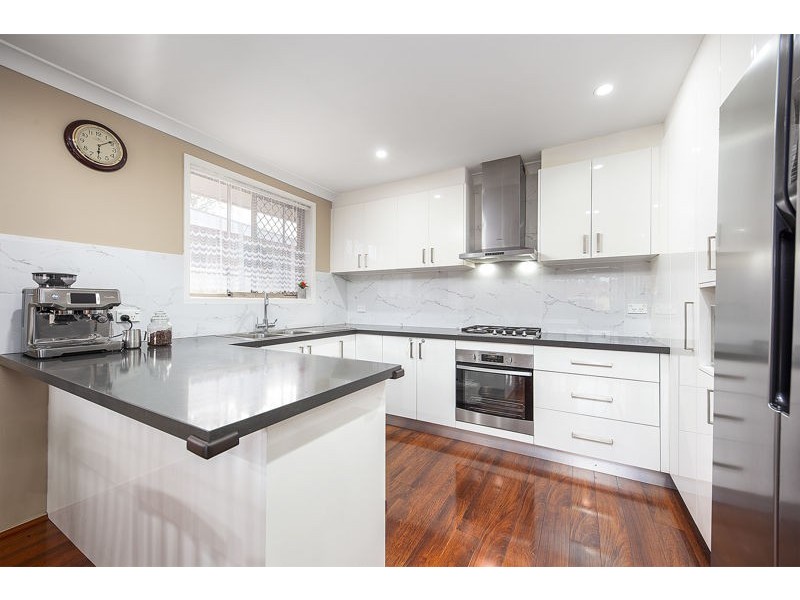 6 Magyar Place, Oakhurst NSW 2761