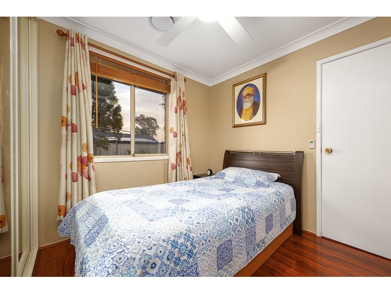 6 Magyar Place, Oakhurst NSW 2761