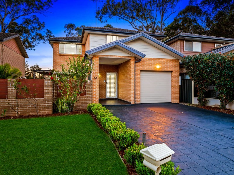 35 Summerfield Avenue, Quakers Hill NSW 2763