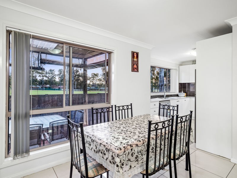 35 Summerfield Avenue, Quakers Hill NSW 2763
