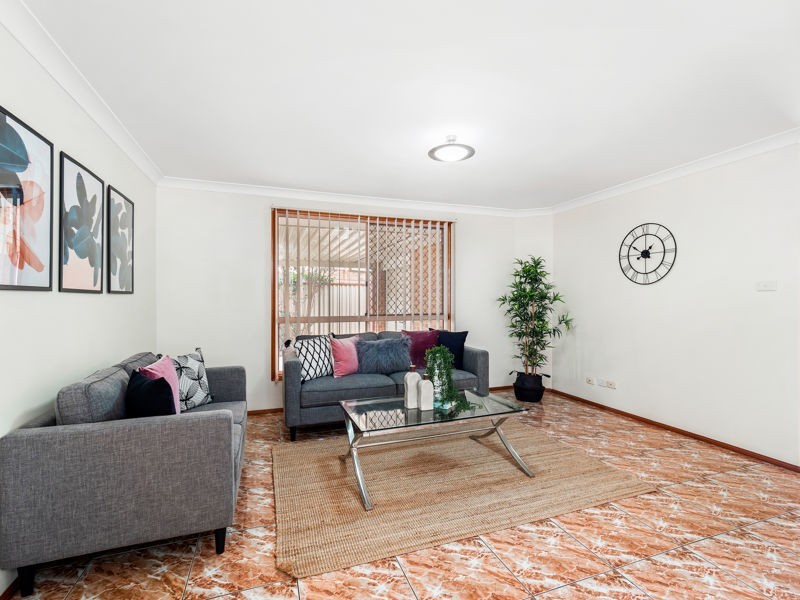 20 Thompson cresent, Glenwood NSW 2768