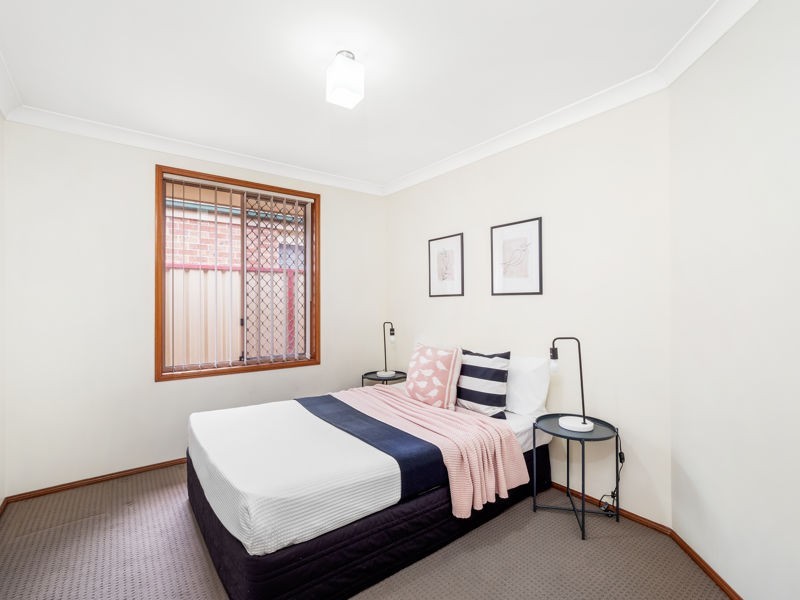 20 Thompson cresent, Glenwood NSW 2768