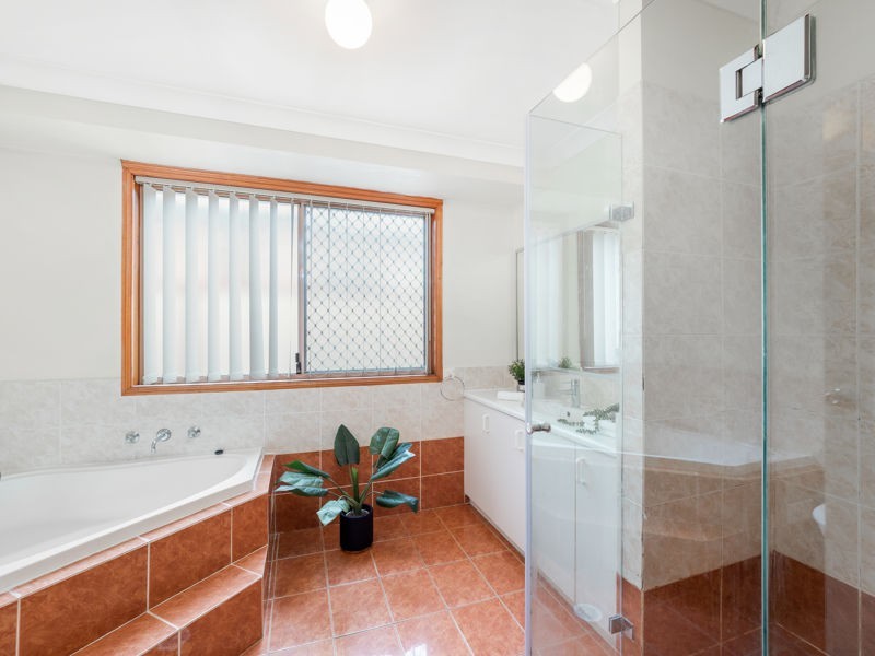 20 Thompson cresent, Glenwood NSW 2768