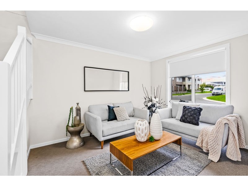 53 Beauchamp Drive, The Ponds NSW 2769