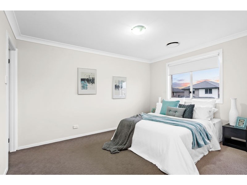 53 Beauchamp Drive, The Ponds NSW 2769