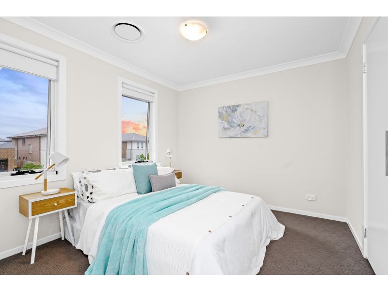 53 Beauchamp Drive, The Ponds NSW 2769