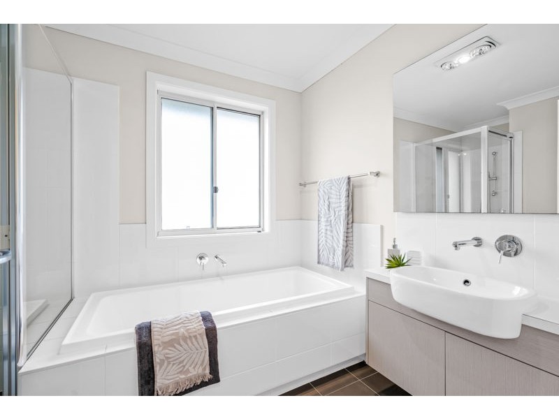 53 Beauchamp Drive, The Ponds NSW 2769