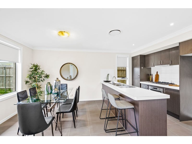 53 Beauchamp Drive, The Ponds NSW 2769