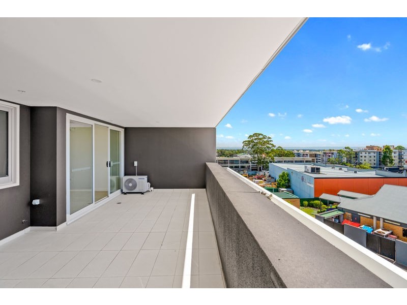 305/5 Second Ave, Blacktown NSW 2148