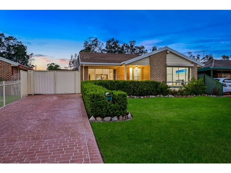 51 Dryden Avenue, Oakhurst NSW 2761