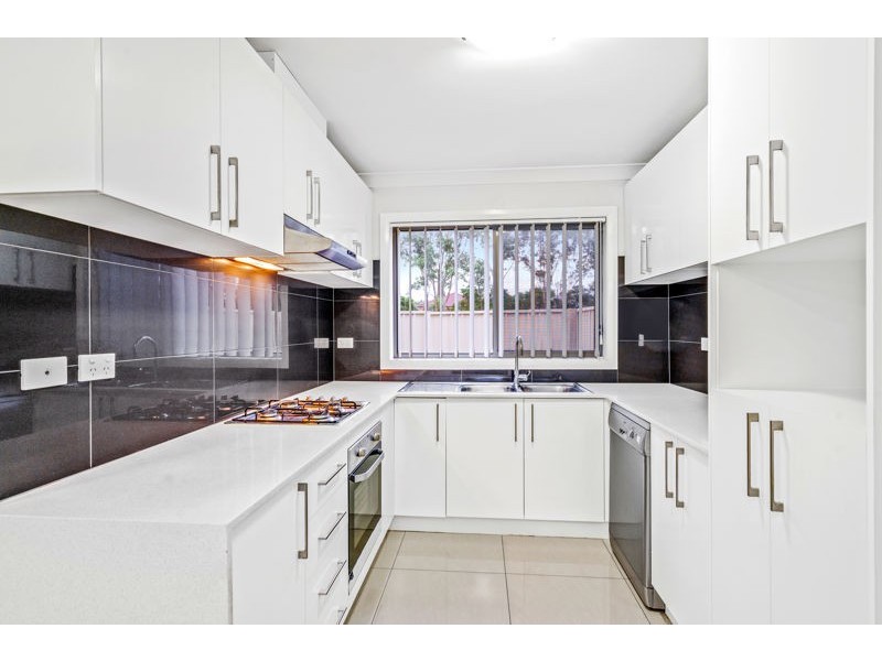 17/570 Sunnyholt Road, Stanhope Gardens NSW 2768