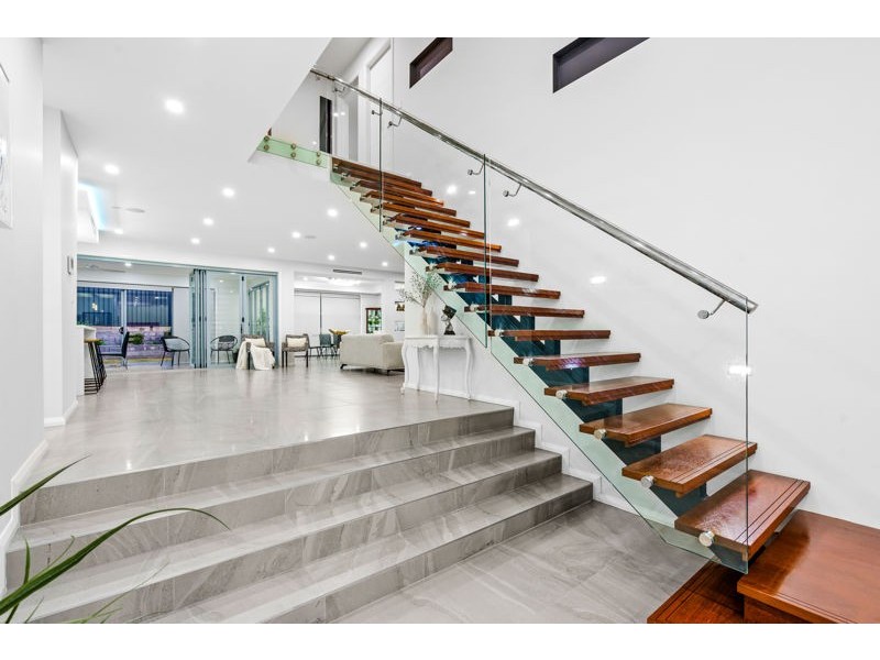 27 john hillas Avenue, Kellyville NSW 2155