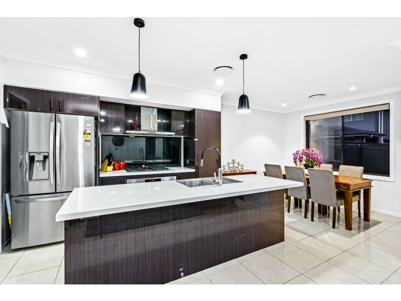 5 Feiney Street, Marsden Park NSW 2765