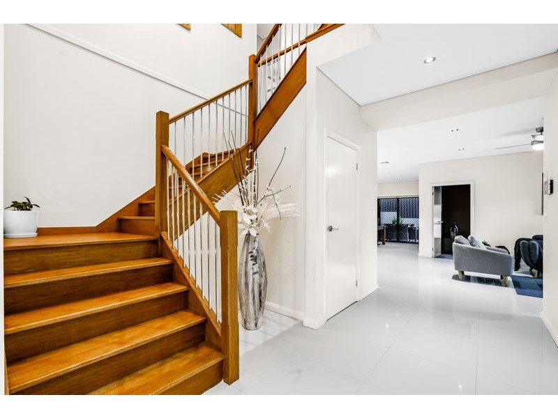 16 Sovereign Ave, Kellyville Ridge NSW 2155