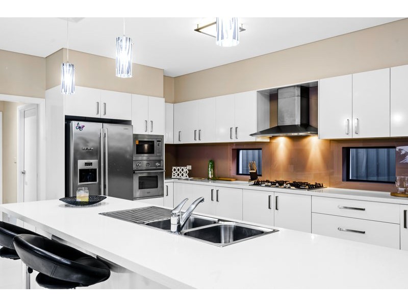 16 Sovereign Ave, Kellyville Ridge NSW 2155