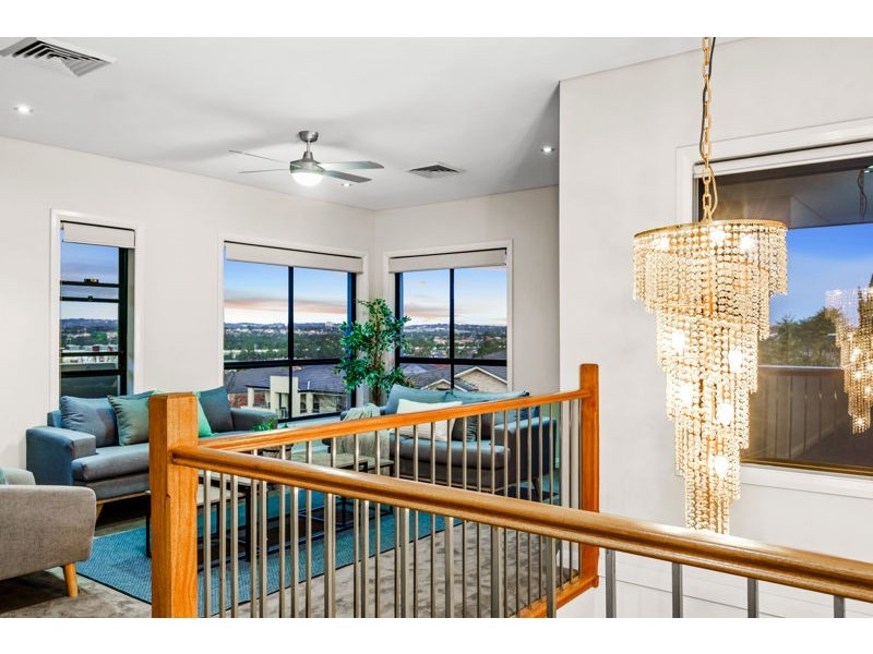 16 Sovereign Ave, Kellyville Ridge NSW 2155