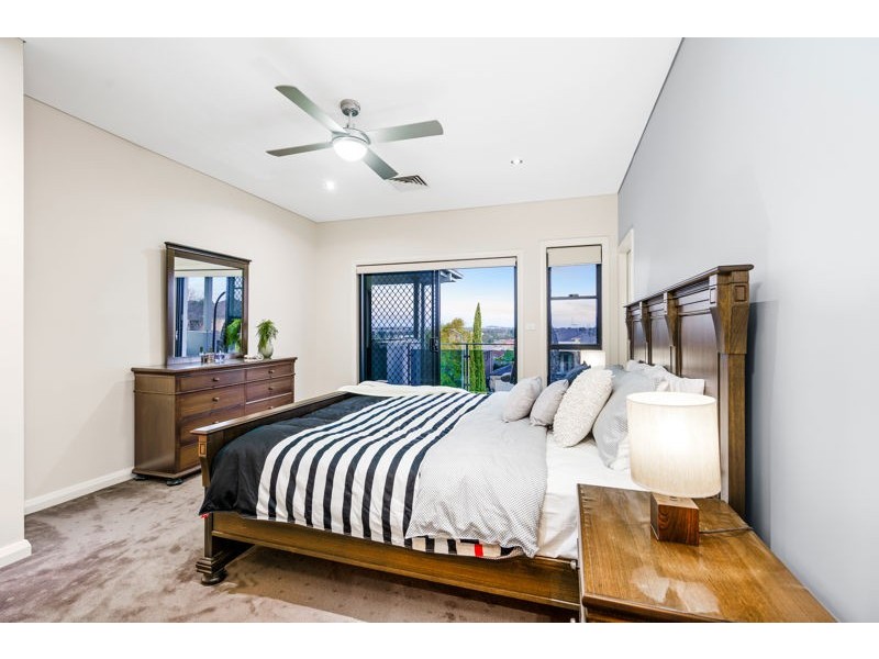 16 Sovereign Ave, Kellyville Ridge NSW 2155