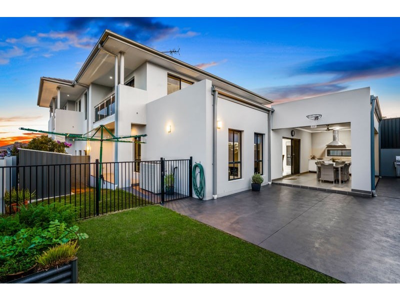 16 Sovereign Ave, Kellyville Ridge NSW 2155