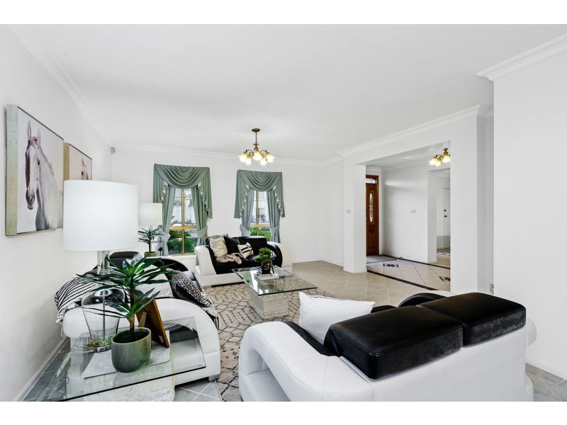 39 Burrinjuck Drive, Woodcroft NSW 2767