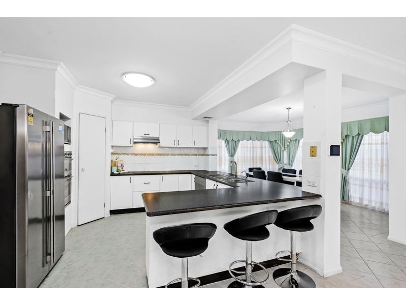 39 Burrinjuck Drive, Woodcroft NSW 2767