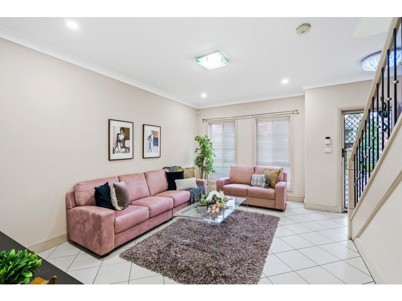 11/6 Blossom Place, Quakers Hill NSW 2763