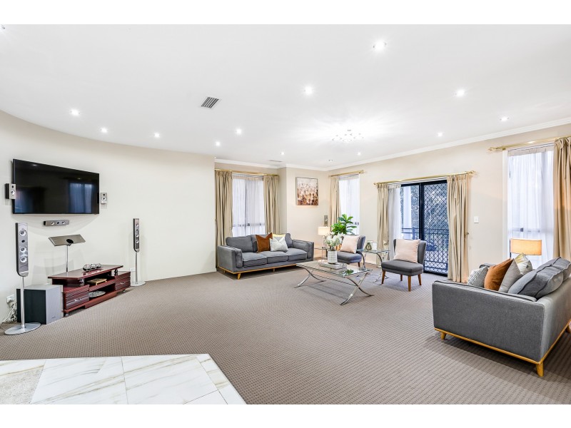 117 Wilson Road, Quakers Hill NSW 2763