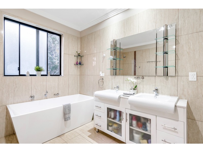 117 Wilson Road, Quakers Hill NSW 2763