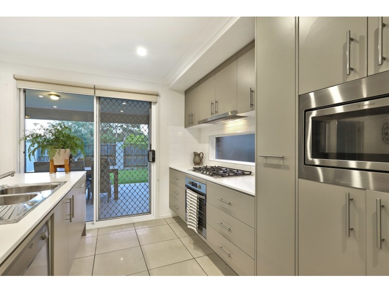 27 Wyndham Glade, The Ponds NSW 2769