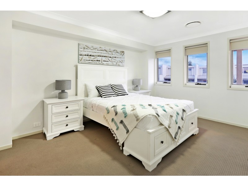 27 Wyndham Glade, The Ponds NSW 2769