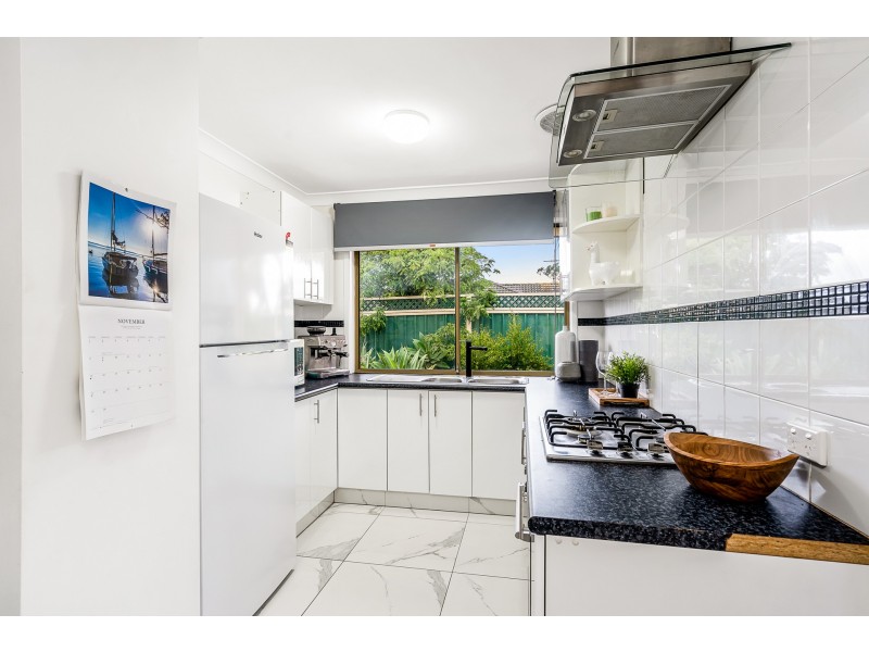 16 Sally Place, Glendenning NSW 2761