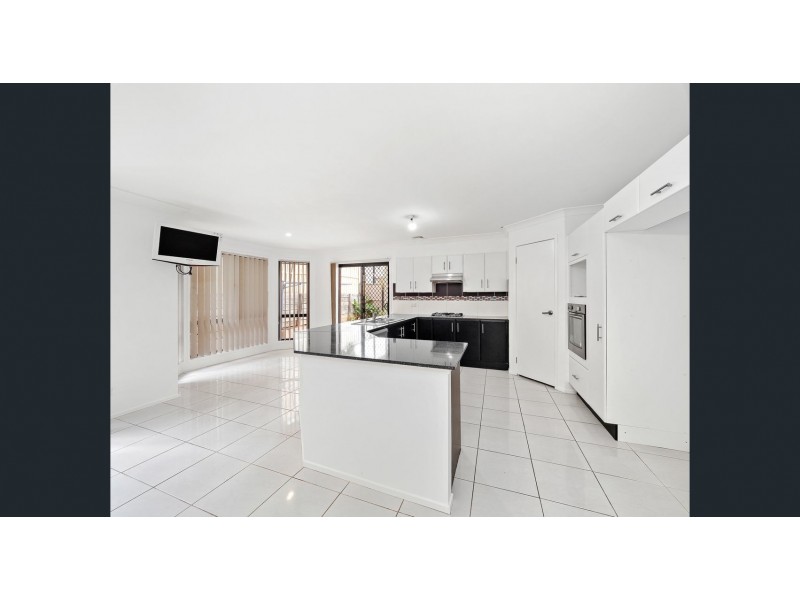 2 Brackley Street, Stanhope Gardens NSW 2768