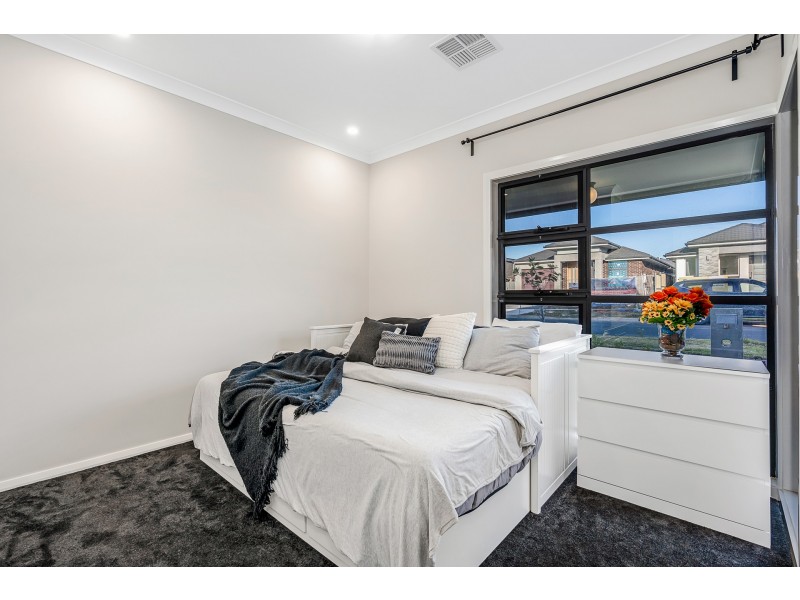 32 Teatree Avenue, Marsden Park NSW 2765