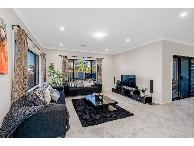 32 Teatree Avenue, Marsden Park NSW 2765