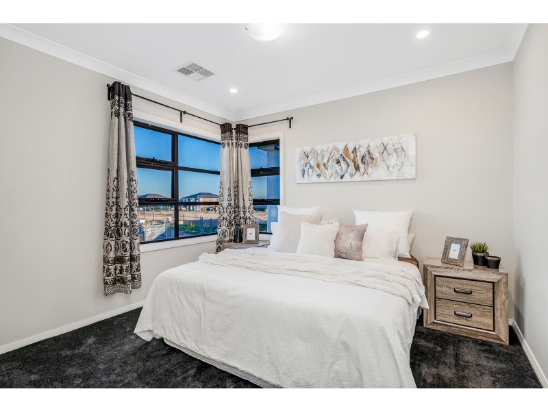 32 Teatree Avenue, Marsden Park NSW 2765