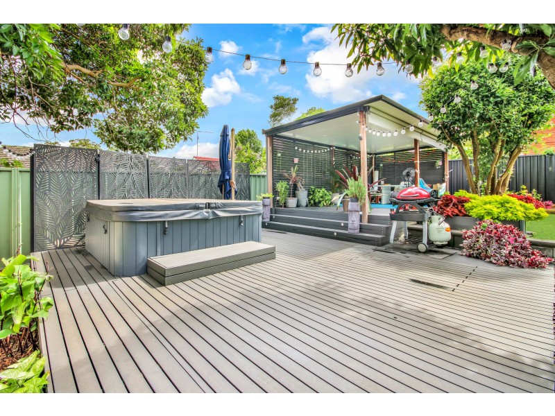 4 Cyril Place, Baulkham Hills NSW 2153